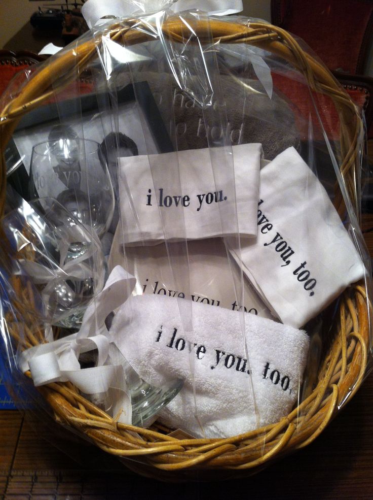Romantic gift basket with 'I love you' message